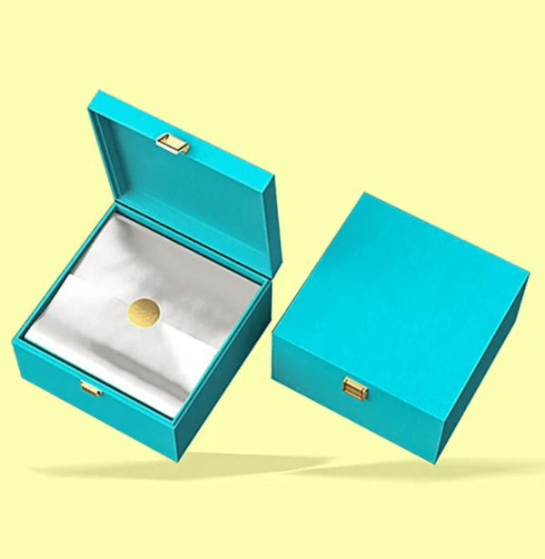 Custom Packaging for Earrings - Image 8